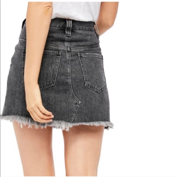 NWT Free People sanded black jean skirt 27 - Picture 2 of 7